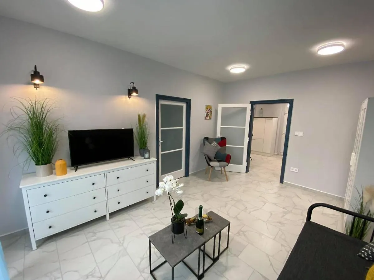 Daylight City Center Szeged Apartment